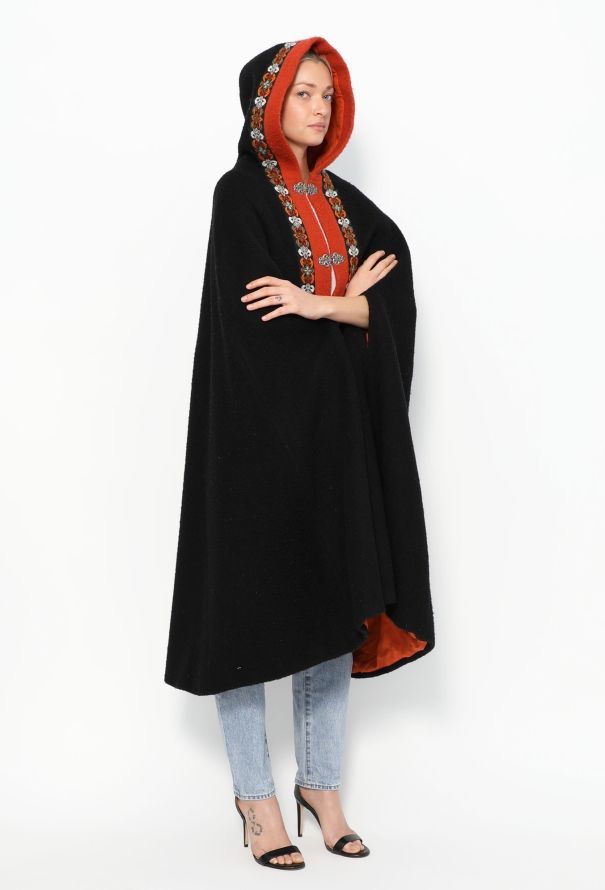 World Treasures Authentic Norwegian Embroidered Cape - 4