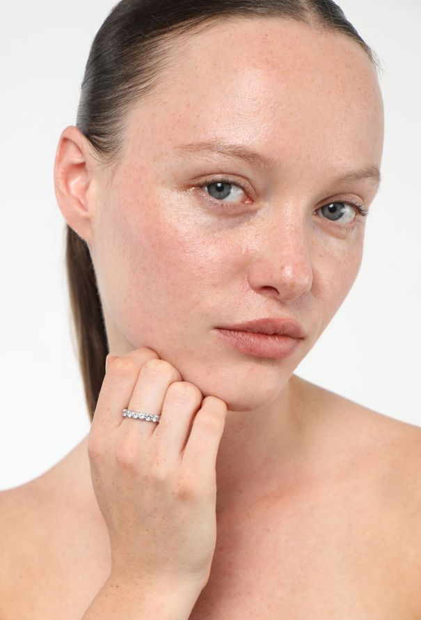 Modern Fine Jewelry 18k White Gold & Diamonds Band - 2