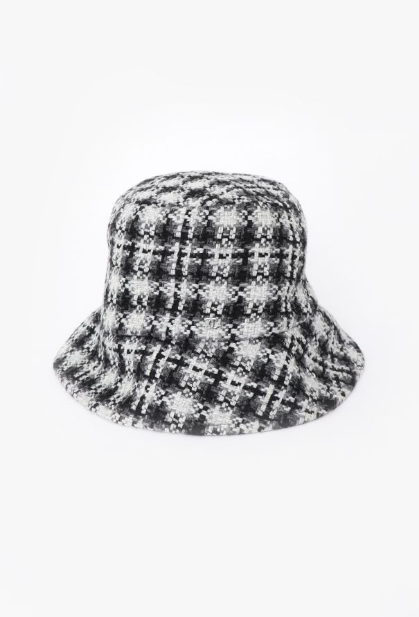 Chanel 2020 'CC' Tweed Bucket Hat - 1