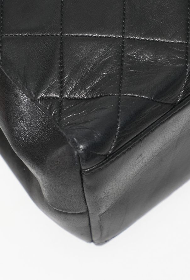 Chanel '90s Quilted Shoulder Bag - 9