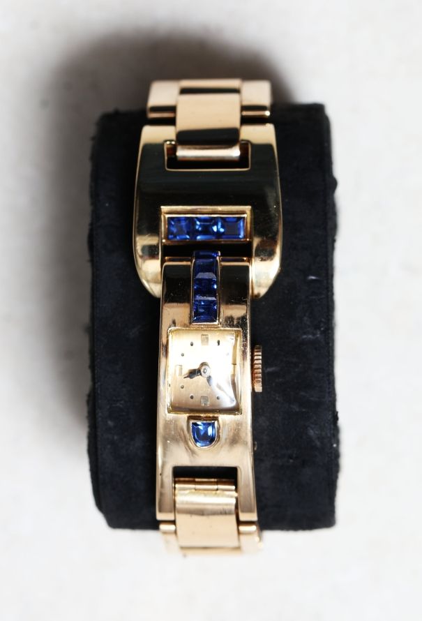 Vintage Fine Jewelry Lacloche 18k Gold & Sapphire Wristwatch - 7