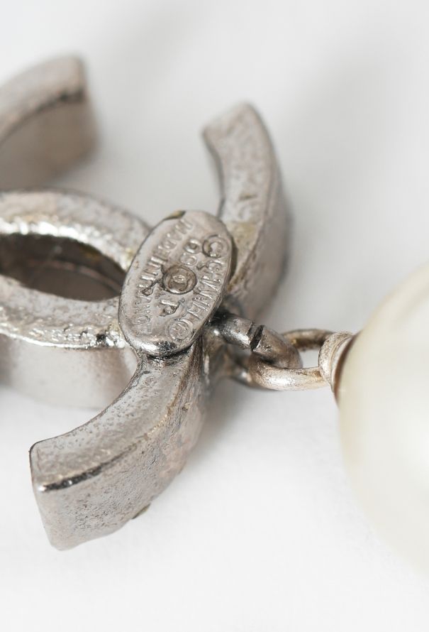 Chanel Strass Pearl 'CC' Earrings - 3