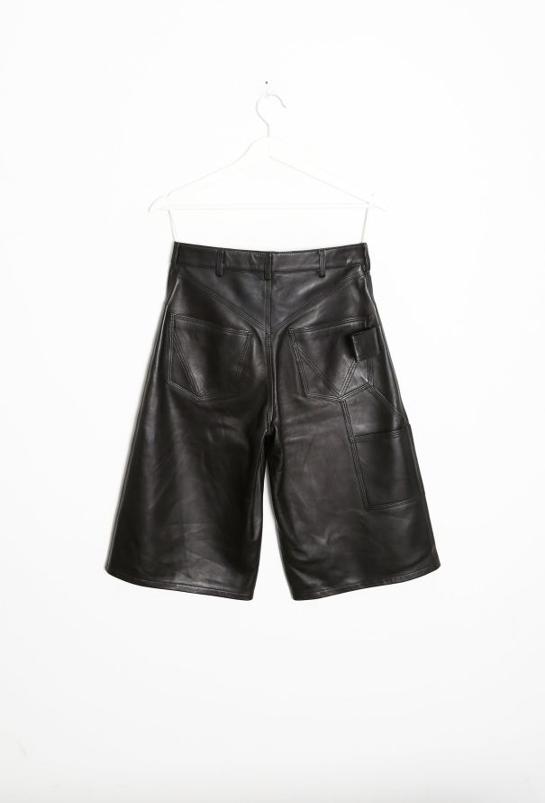 Bottega Veneta S/S 2020 Lambskin Leather Shorts - 9