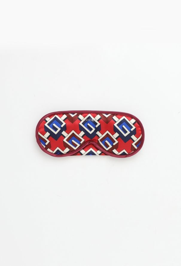 Gucci 4-piece Red Silk Emblem Travel Set - 3