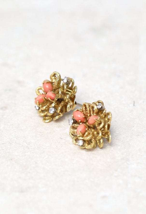 Vintage Fine Jewelry 18k Yellow Gold, Diamond & Coral Earrings - 3