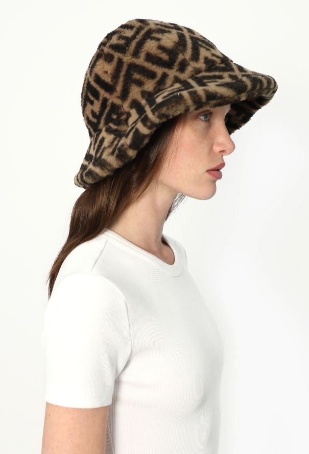 Fendi 2019 Monogram Shearling Bucket Hat - 4