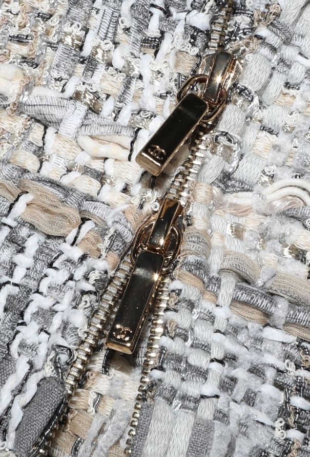 Chanel CAMPAIGN Resort 2018 Grecian Lesage Dress - 9