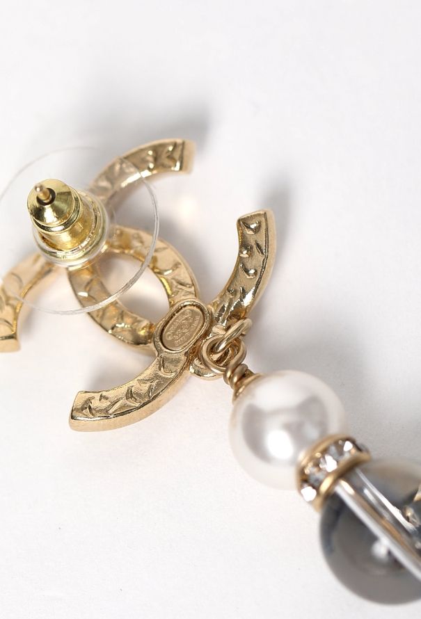Chanel 2023 Pearl Drop Earrings - 3