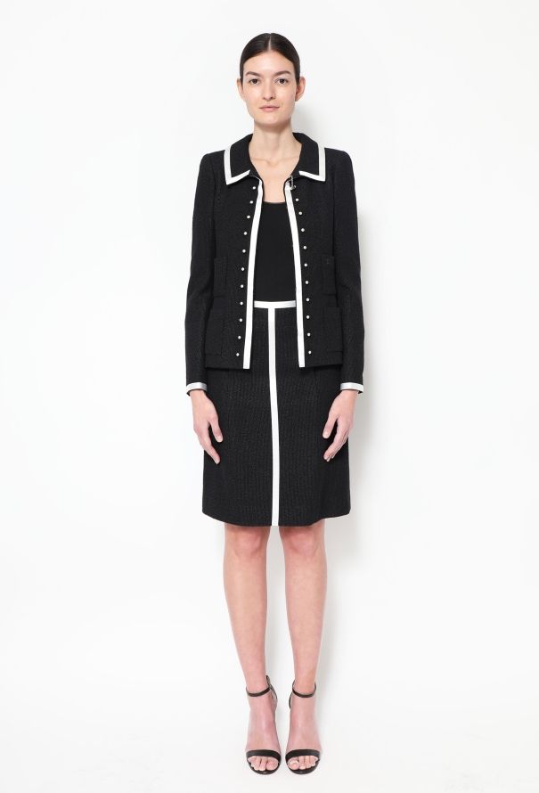 Chanel 2004 Bouclé Silk Trim Ensemble - 3