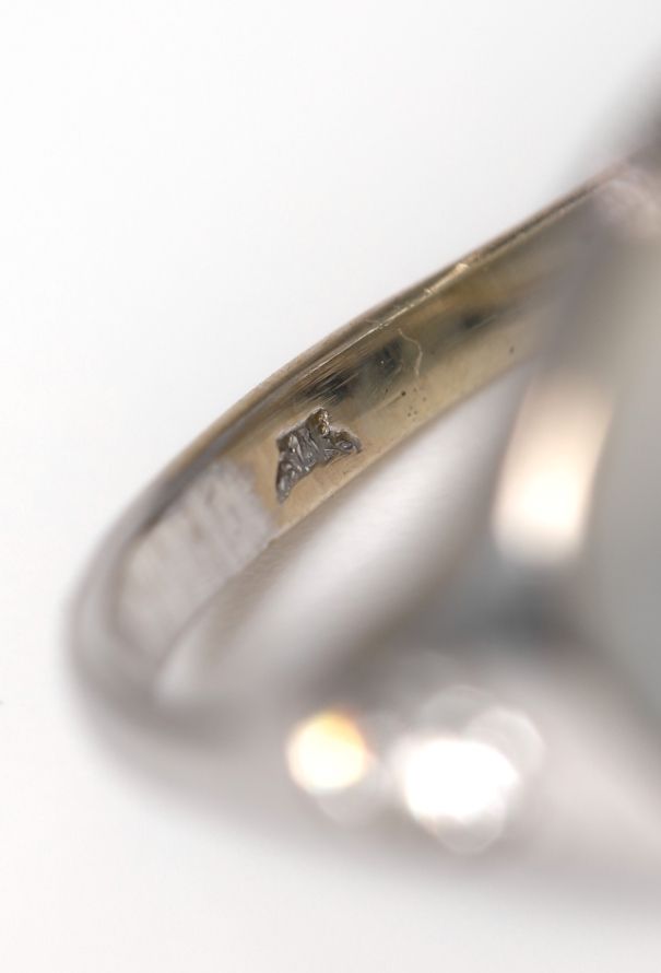 Vintage Fine Jewelry 18k White Gold, Moonstone and Diamond Ring - 6