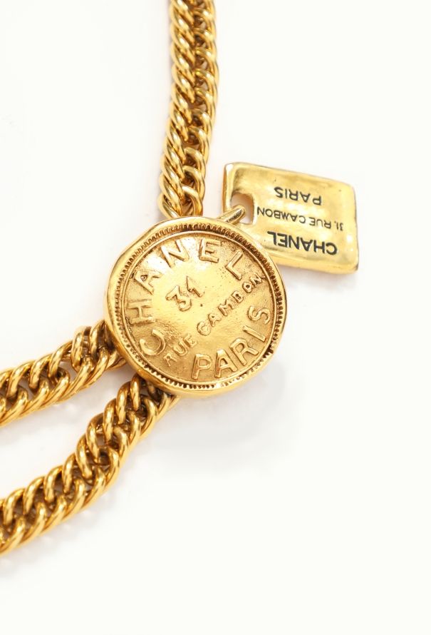 Chanel ICONIC '90s Medallion Chainlink Belt - 3