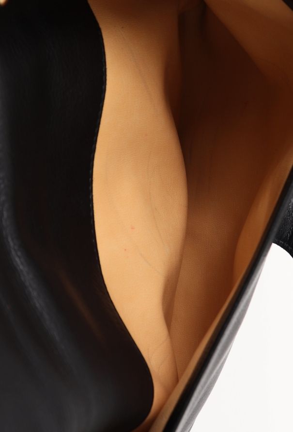 Céline '90s Triomphe Shoulder Bag - 10