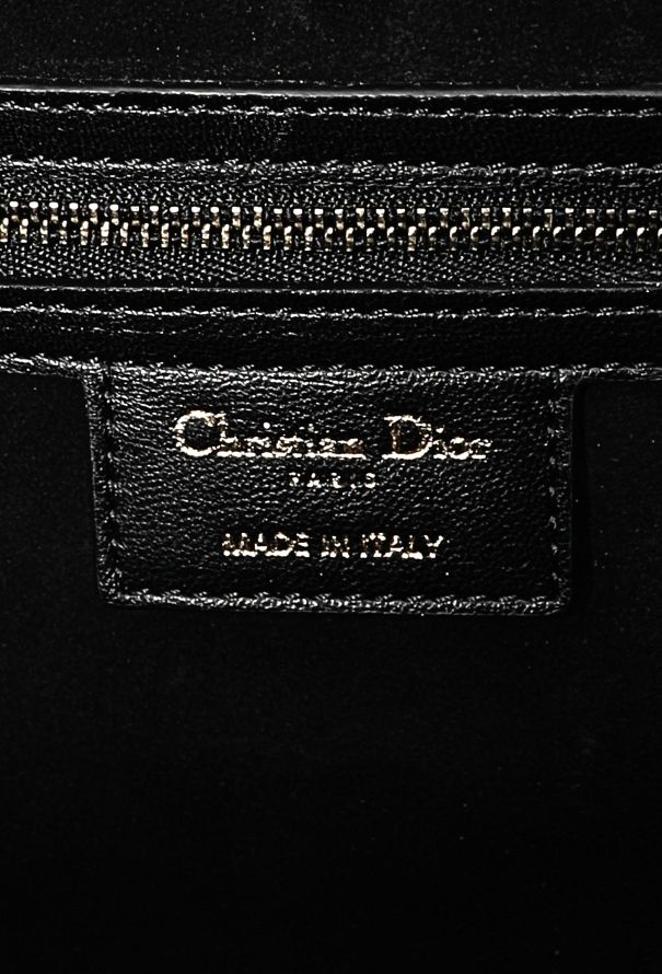 Dior Pre-Fall 2018 Dior21st Tote Bag - 12