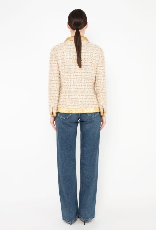 Chanel STUNNING Pre-Fall 2019 Paris-NY Tweed Jacket - 5