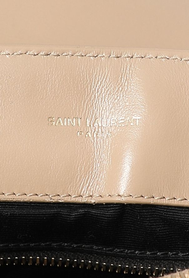 Saint Laurent Medium Loulou Shoulder Bag - 17