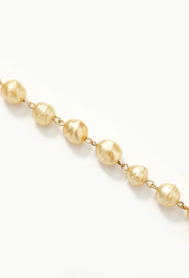 Chanel 1985 Pearl Embossed Charm Sautoir - 3