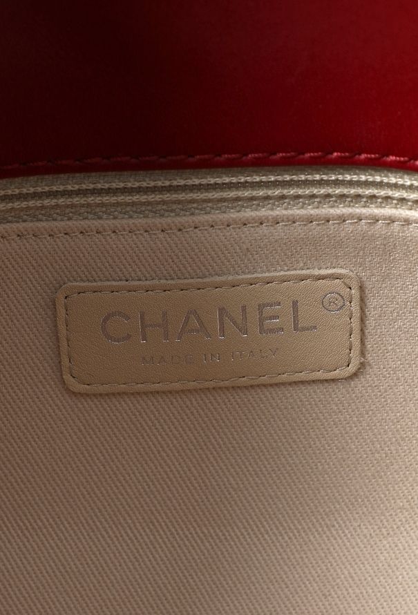 Chanel Double Stitch Hamptons Shopping Tote Bag - 15