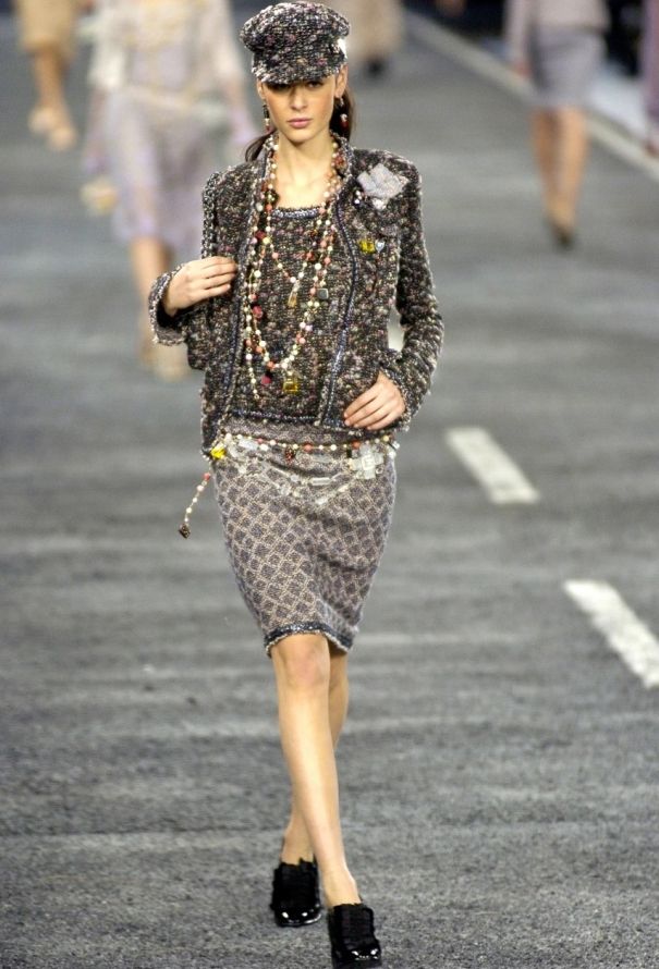 Chanel F/W 2004 Fantasy Tweed Flap Bag - 2