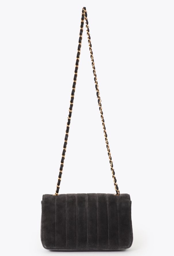 Chanel '90s Diana Suede Bag - 5