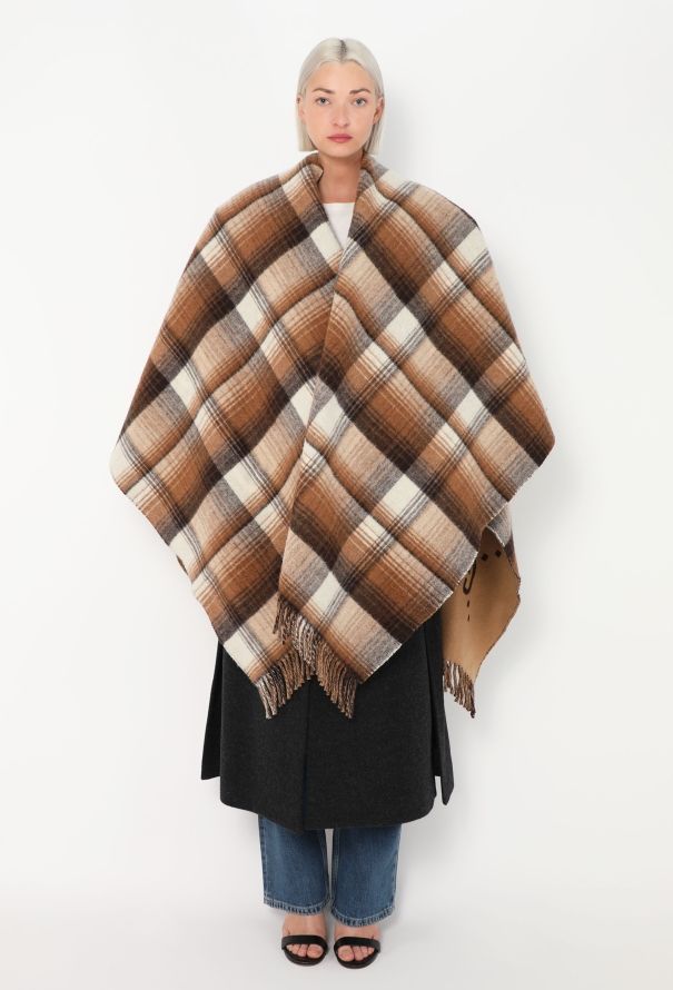 Gucci 2019 Reversible Fringe Emblem Cape - 3