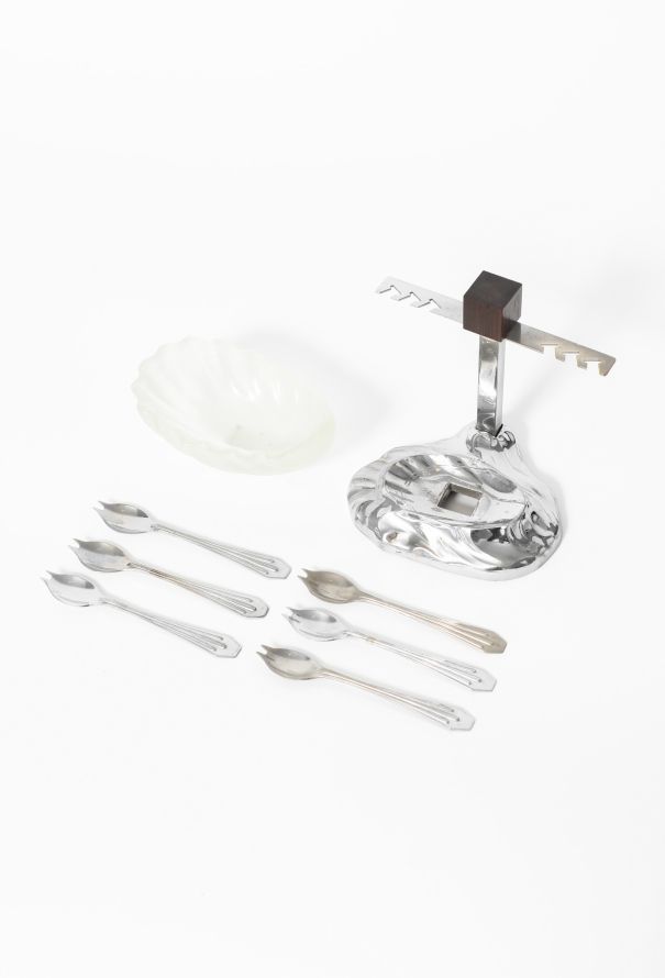 Exquisite Vintage '30s Art Deco Oyster Set - 3