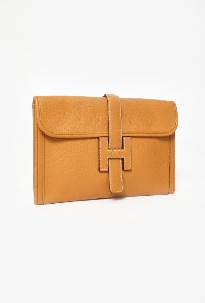 Hermès '80s Gold Fjord Jige Clutch - 2