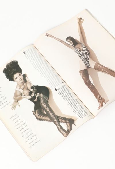 VOGUE UK February 1991 Linda Evangelista Issue - 2