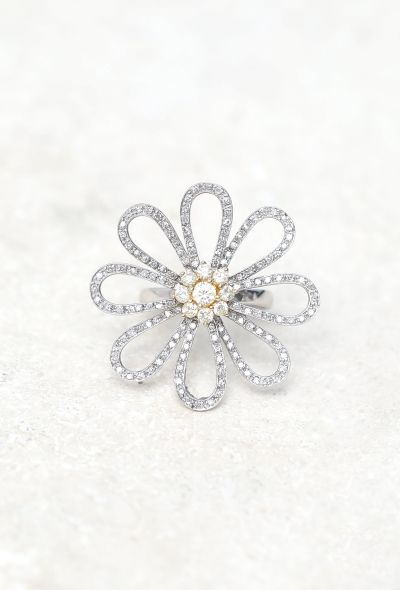 Vintage Fine Jewelry 18k Gold & Diamond Daisy Ring - 1