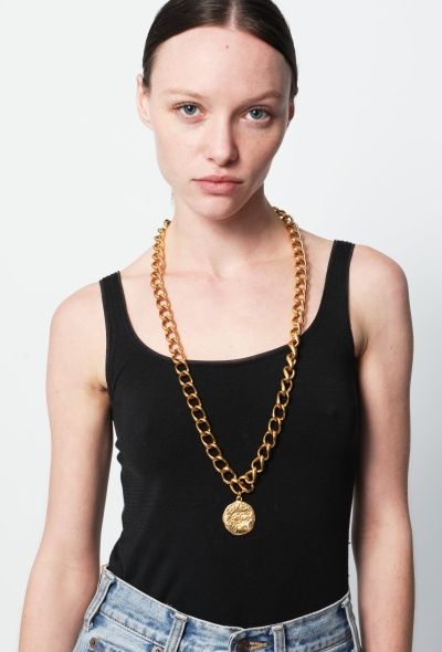 Chanel RARE 1998 'CC' Medallion Necklace - 1