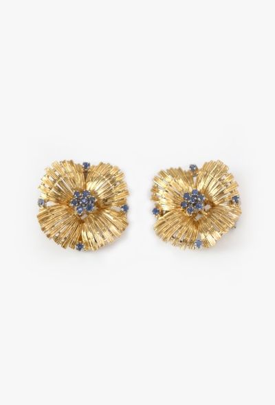 Vintage Fine Jewelry 18k Yellow Gold & Sapphire Flower Clip Earrings - 1