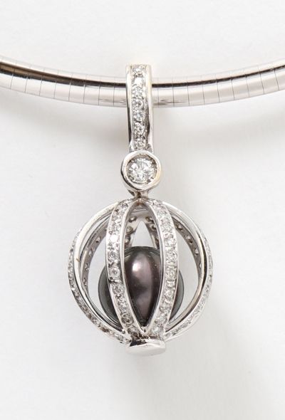 Vintage Fine Jewelry 18k White Gold & Tahitian Pearl Necklace - 2