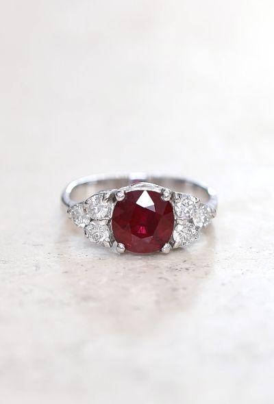 Vintage Fine Jewelry 18k Gold, 2 Carats Ruby & Diamond Ring - 1