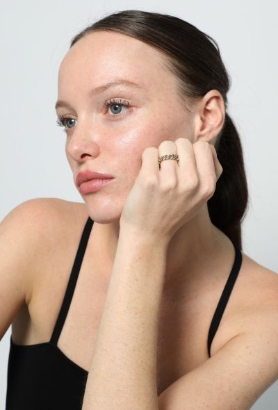 Vintage Fine Jewelry 18k Gold & Diamond Chain Ring - 1