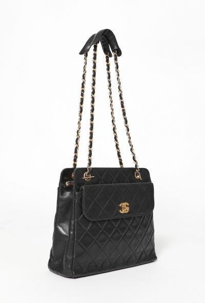 Chanel '90s Quilted Shoulder Bag - 2