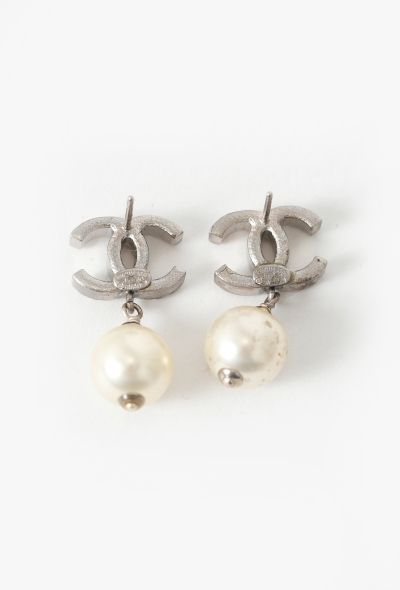 Chanel Strass Pearl 'CC' Earrings - 2
