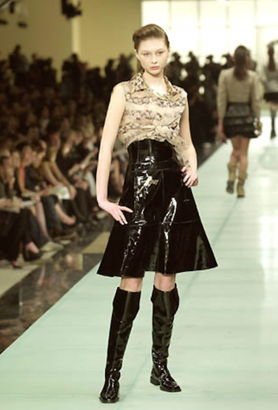 Chanel F/W 2001 Patent Corset Skirt - 2