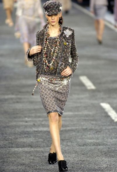 Chanel F/W 2004 Fantasy Tweed Flap Bag - 2